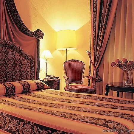 Del Val فندق 3*