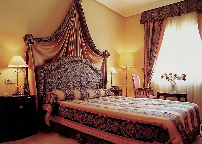 Hotel Del Val