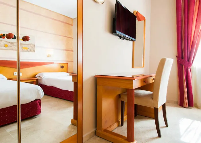 Del Val Hotel 3*